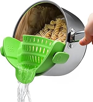 Kitchen Gizmo Snap N' Strain - Silicone Pasta Strainer Clip-On for Pots and Pans - Heat Resistant Colander for Vegetables and Noodles - Kitchen Gadgets for Cooking - Space-Saving Design - Green