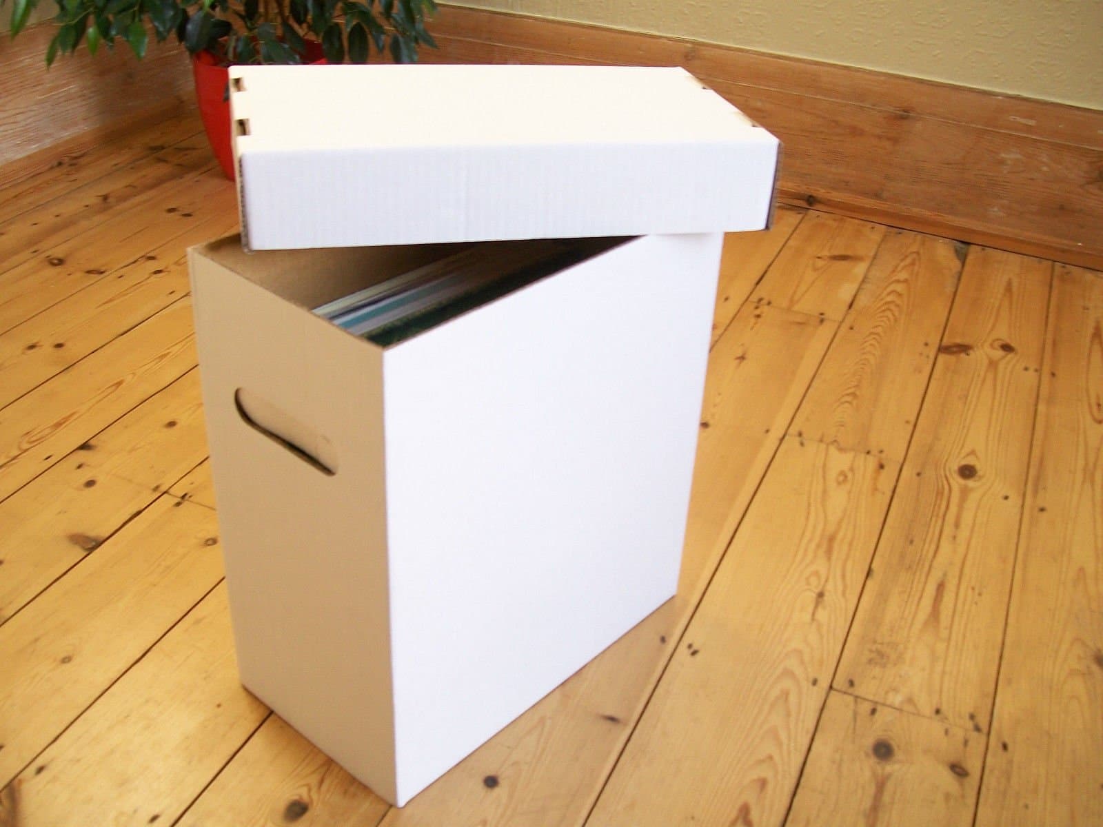 recordboxxx VINYL LP +12" SINGLE WHITE STORAGE BOXES X 3 - EACH HOLDS 40-50 RECORDS!