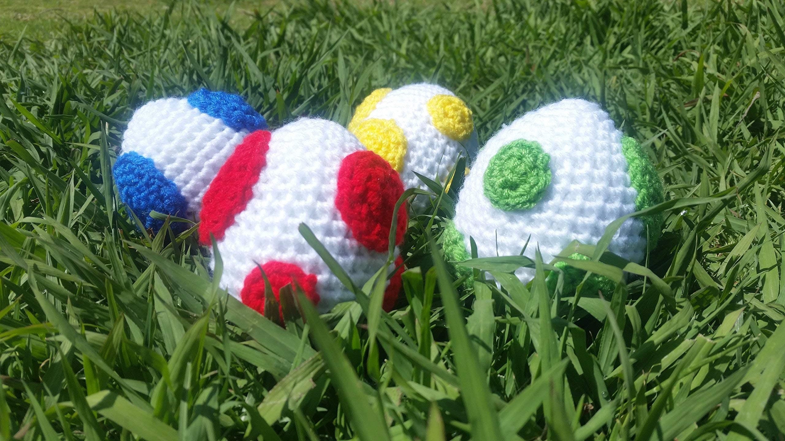 Crocheted Super Mario Yoshi Egg Plush / Great Cosplay Prop and Accessory