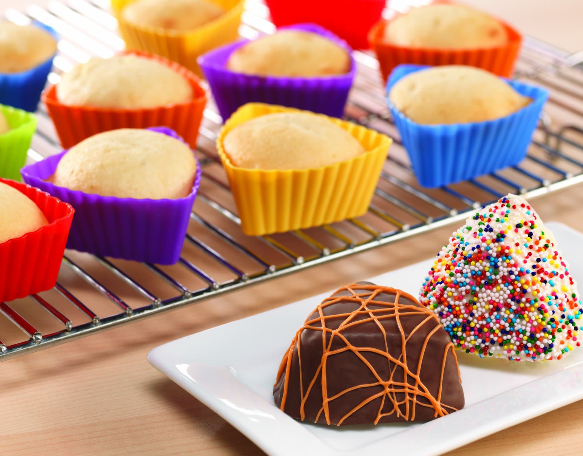 Triangle Silicone Cupcake Molds - Set of 12